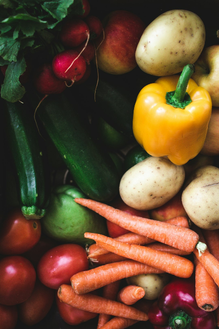 Carrots, yellow peppers, and radish 